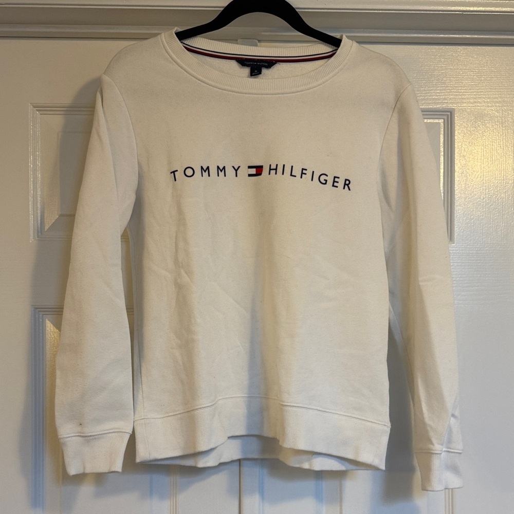 Tommy Hilfiger Women's Cream Crew Neck Sweater